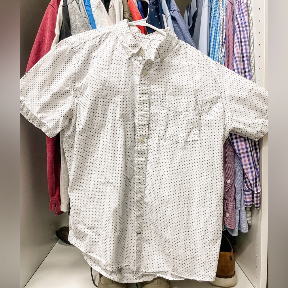 Gap short sleeve cotton button down shirt